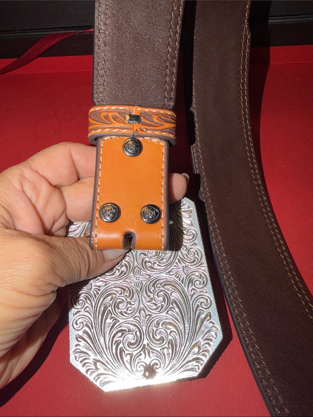 NWOT Ariat Brown Tooled Genuine Leather Belt with Silver & Gold Western Buckle - Picture 7 of 12